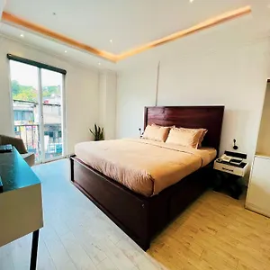 Bed Station 210 ** Kandy